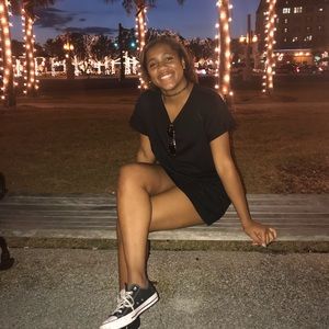 Meet your Posher, Kiana